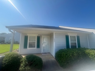 1632 Summerwoods Circle